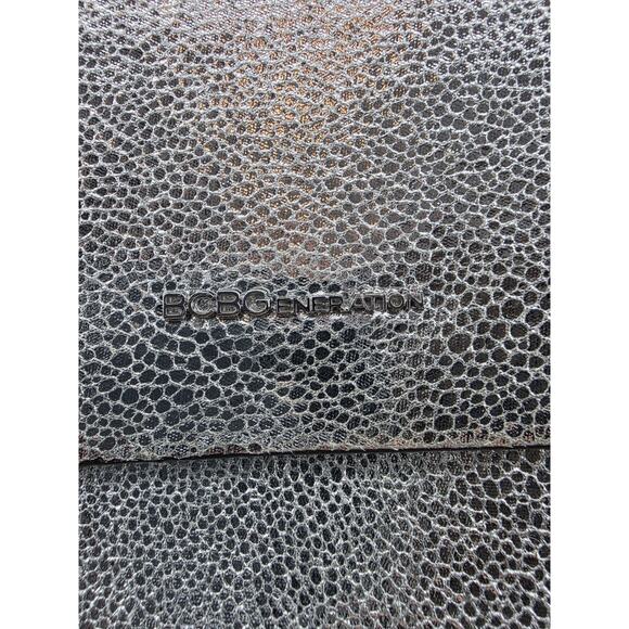 BCBGeneration Metallic Silver Crossbody Bag With Adjustable Strap Magnetic Close - Picture 3 of 12